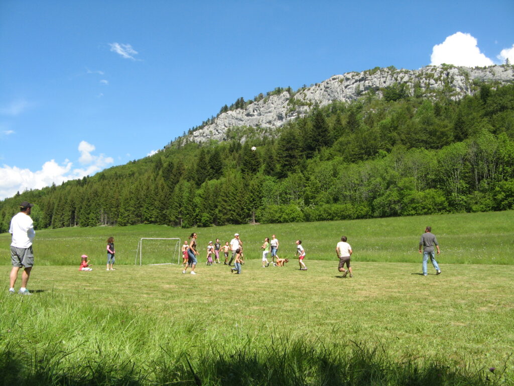 Terrain de foot le Gîte