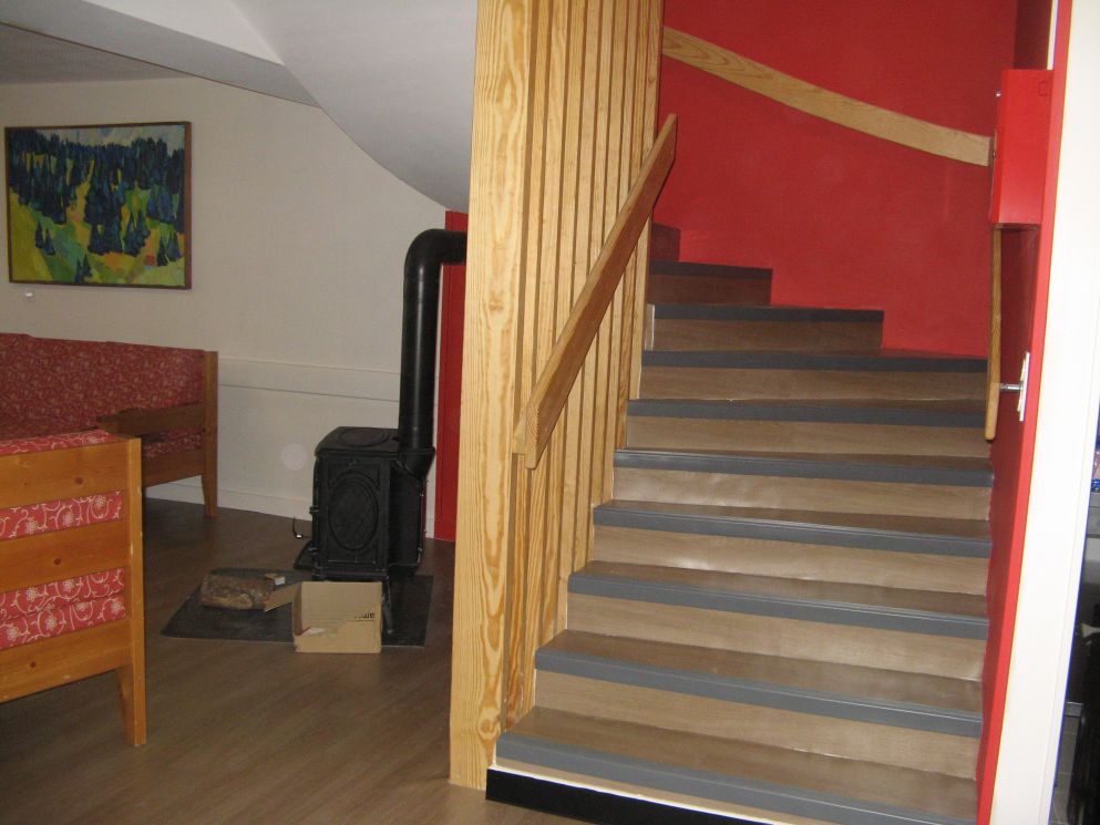 F--escalier-du-RDC-vers-1er-etage